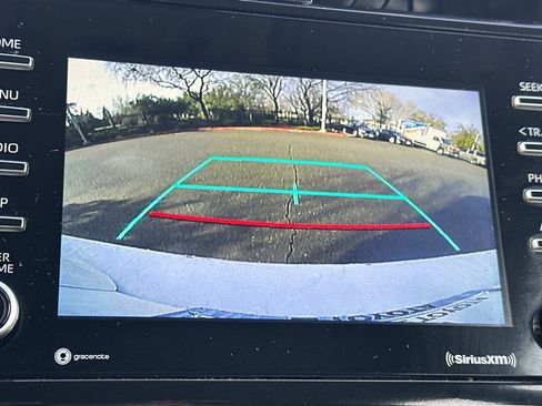 Certified 2022 Toyota Prius LE image 28