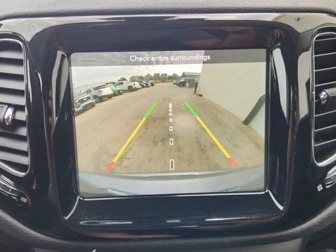 Used 2021 Jeep Compass Limited image 6