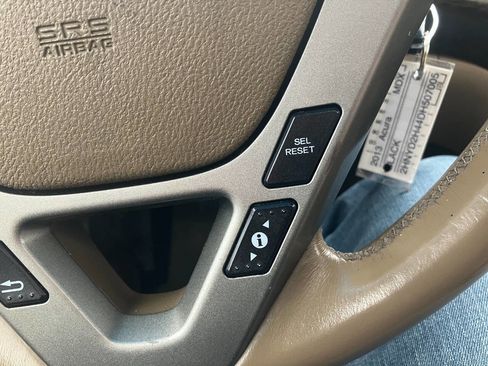 Used 2013 Acura MDX w/ Technology & Entertainment image 22