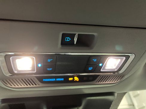 Used 2022 Ford F150 Lariat w/ Equipment Group 502A High image 34