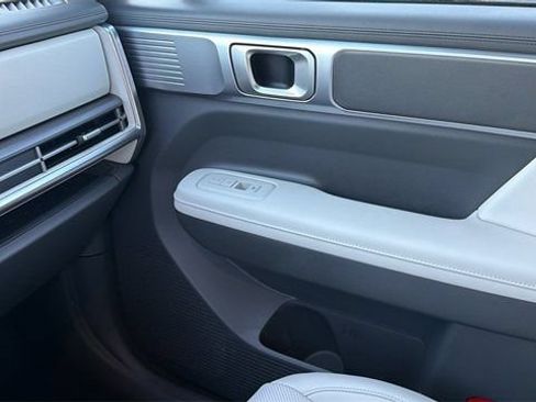 Certified 2025 Hyundai Santa Fe SEL AWD/4WD image 28