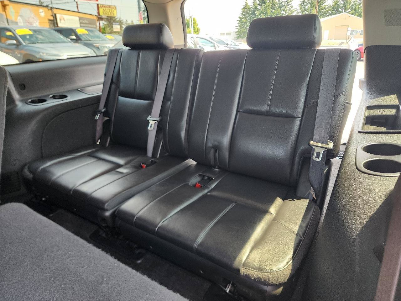 Used 2013 Chevrolet Suburban LT w/ Luxury Package AWD/4WD image 25