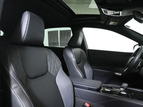 Used 2025 Lexus RX 350 Premium w/ Accessory Package image 34