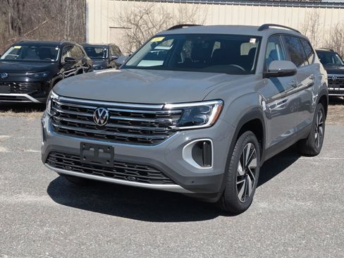 New 2026 Volkswagen Atlas SE AWD/4WD image 2