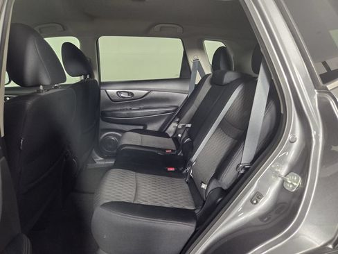 Used 2020 Nissan Rogue S w/ Special Edition Package FWD image 23