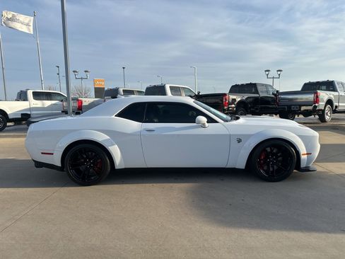 Used 2020 Dodge Challenger SRT Hellcat Redeye image 7
