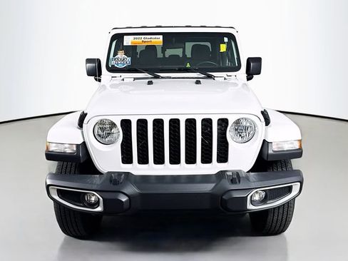 Used 2022 Jeep Gladiator Sport AWD/4WD image 2