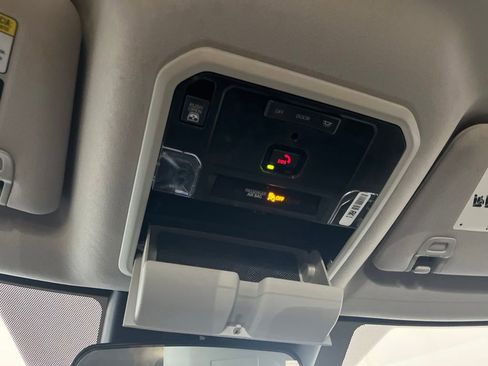 Used 2023 Toyota Tundra SR5 w/ SR5 Convenience Package AWD/4WD image 67