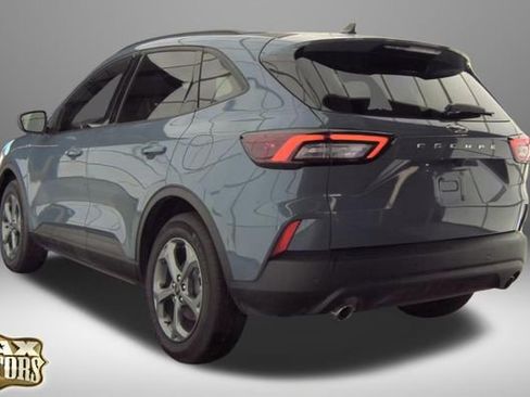 Used 2025 Ford Escape ST-Line w/ Tech Pack #1 image 7