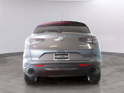 New 2025 Alfa Romeo Stelvio Sprint w/ Convenience Package image 6