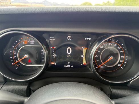 Used 2023 Jeep Wrangler Sport S image 16