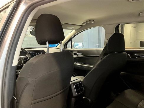 Used 2023 Kia Sportage LX image 21