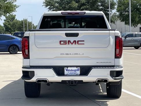 Used 2022 GMC Sierra 1500 Denali AWD/4WD image 5