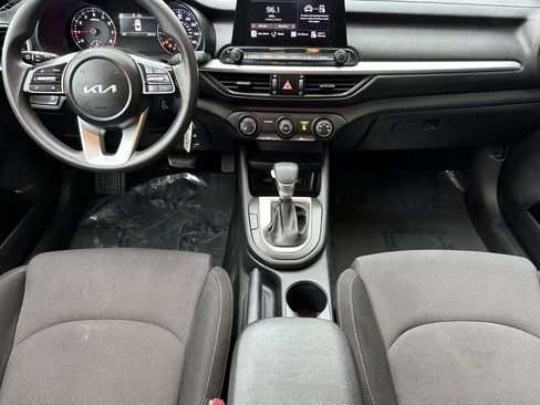 Used 2024 Kia Forte LXS image 14