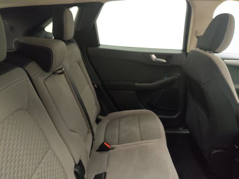 Used 2020 Ford Escape SE FWD image 19
