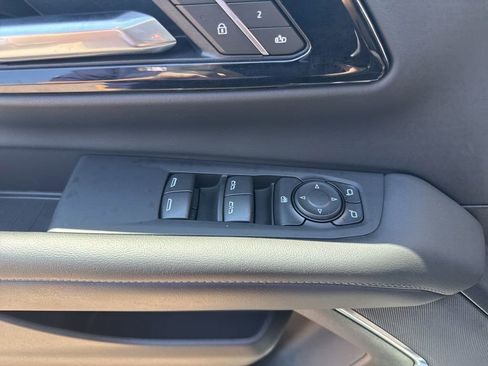 Used 2025 Chevrolet Tahoe LT AWD/4WD image 30