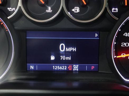 Used 2020 Chevrolet Silverado 1500 LT Trail Boss image 40