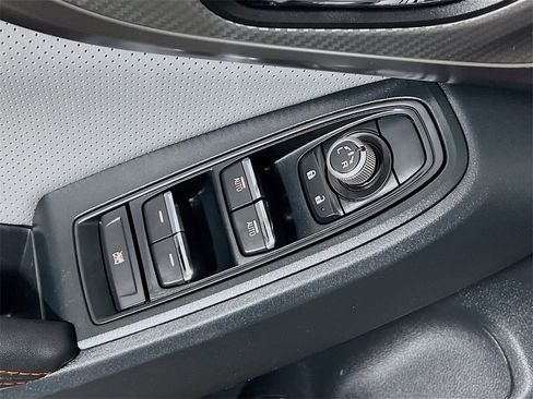 Used 2022 Subaru Crosstrek 2.5i Limited w/ Popular Package #2 image 17