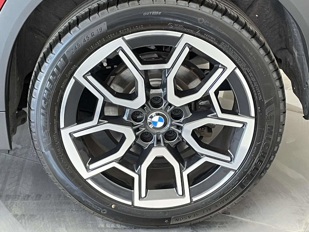 Used 2026 BMW X2 xDrive28i w/ Convenience Package AWD/4WD image 13