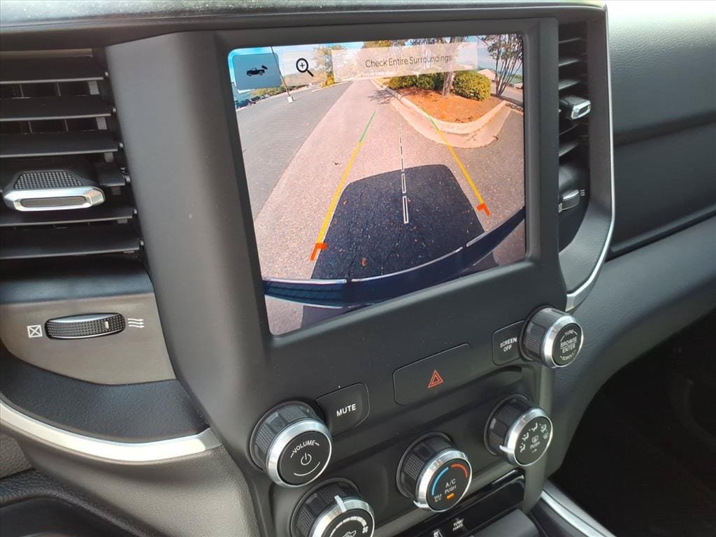 Used 2022 RAM 1500 Big Horn AWD/4WD image 37