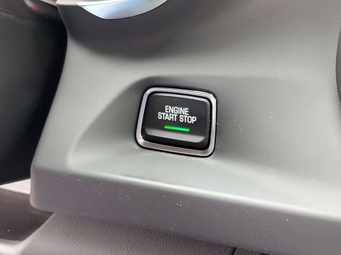 Used 2024 Chevrolet Camaro LT RWD image 16