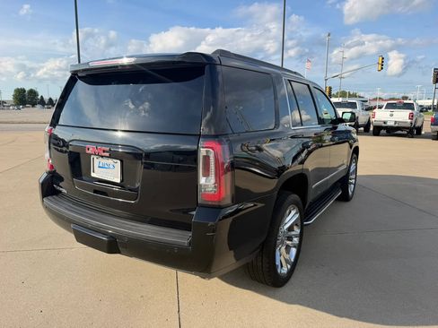 Used 2019 GMC Yukon SLT w/ Premium Edition AWD/4WD image 17