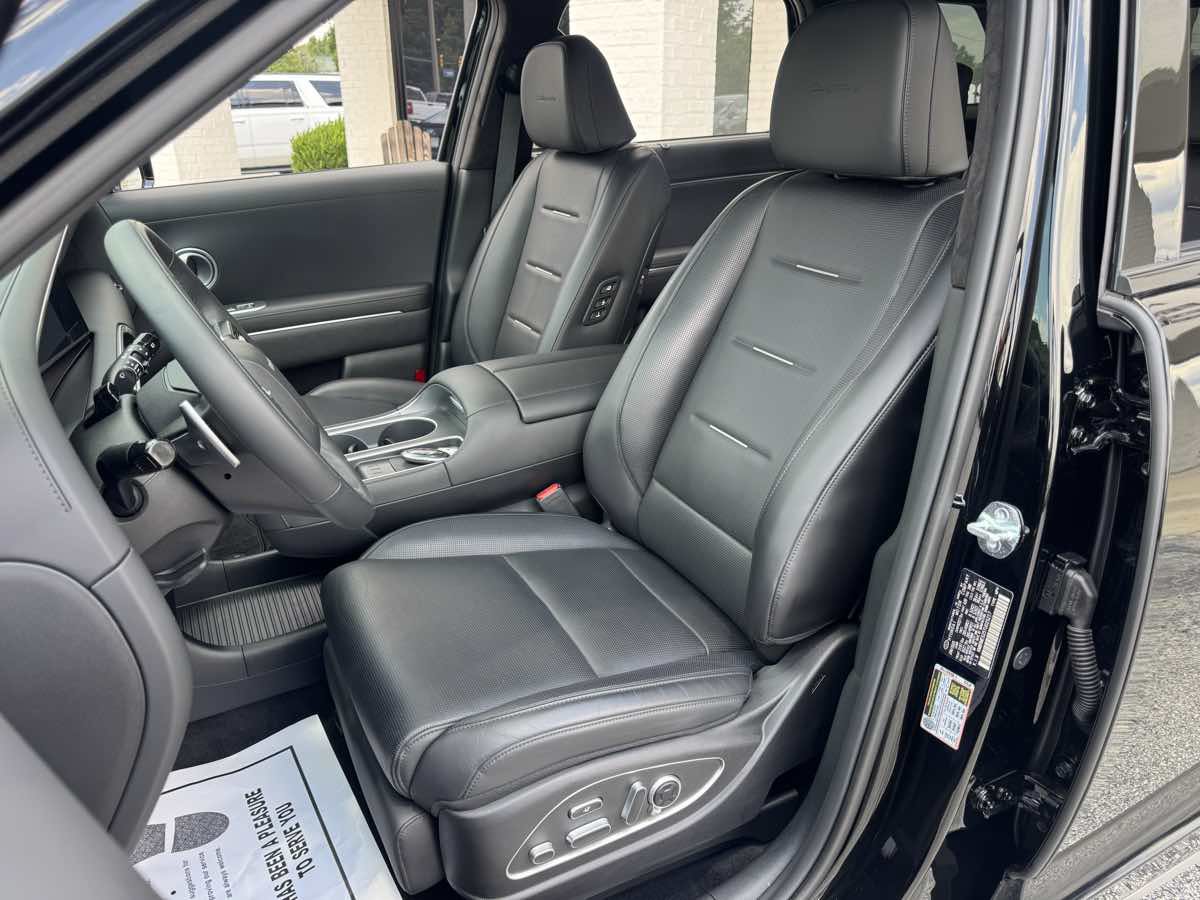 Used 2026 Hyundai Palisade Calligraphy AWD/4WD image 10