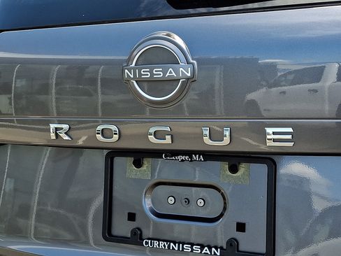 Used 2023 Nissan Rogue SV AWD/4WD image 33