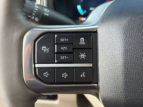 Used 2025 Ford F350 Platinum w/ Platinum Plus Package AWD/4WD image 26