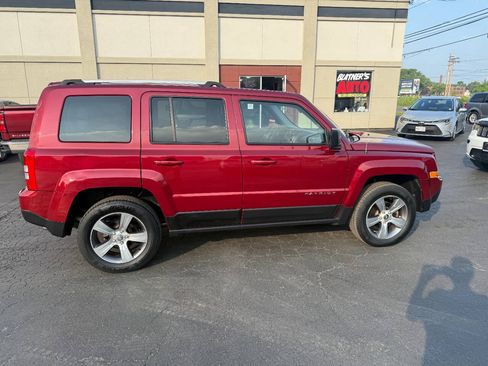 Used 2017 Jeep Patriot High Altitude AWD/4WD image 6