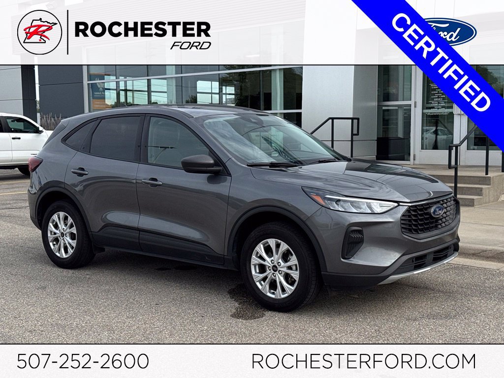 Used 2025 Ford Escape Active AWD/4WD image 1