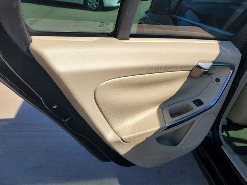 Used 2012 Volvo S60 T5 image 13