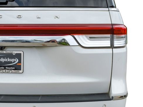 Used 2022 Lincoln Navigator L Reserve AWD/4WD image 54