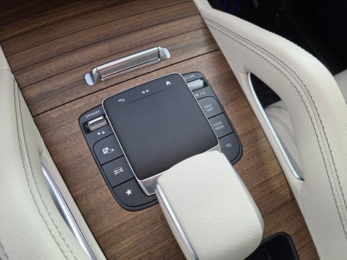 Certified 2024 Mercedes-Benz GLE 450 4MATIC image 23