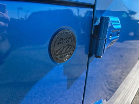 Certified 2023 Jeep Gladiator Sport w/ Trailer Tow Package image 24