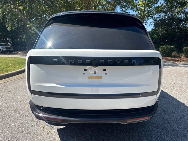 Certified 2025 Land Rover Range Rover Long Wheelbase SE AWD/4WD image 4