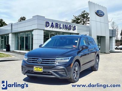 Used 2022 Volkswagen Tiguan SE w/ Panoramic Sunroof Package
