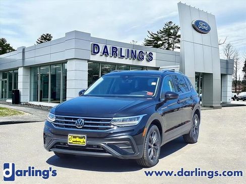 Used 2022 Volkswagen Tiguan SE w/ Panoramic Sunroof Package AWD/4WD image 1