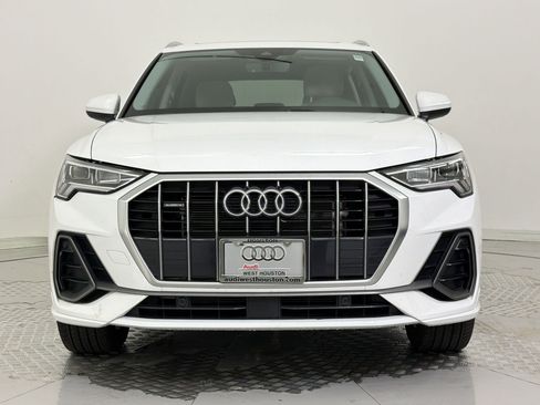 Certified 2025 Audi Q3 2.0T Premium w/ Convenience Package image 6
