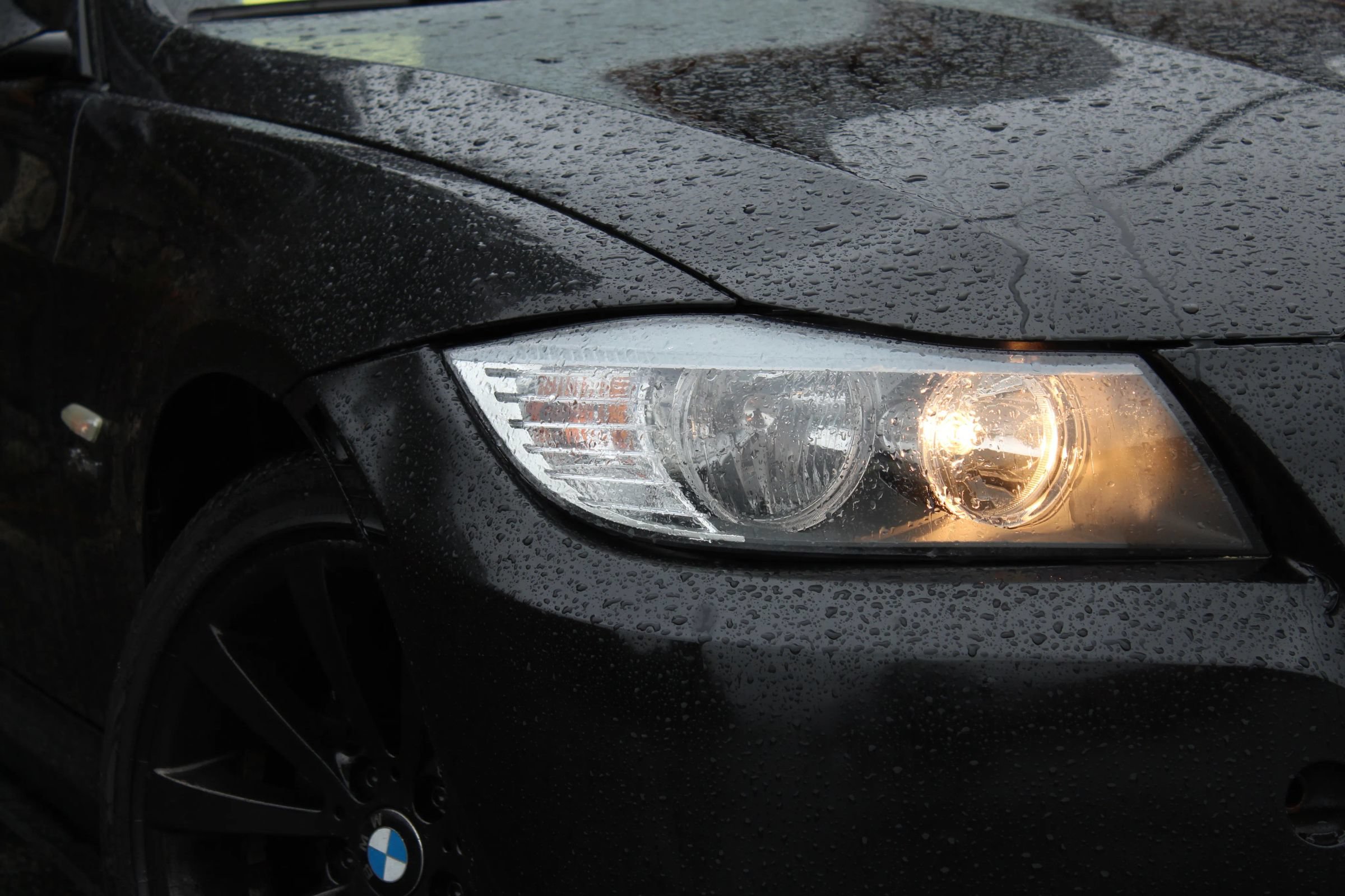 Used 2011 BMW 328i xDrive Sedan AWD/4WD image 25
