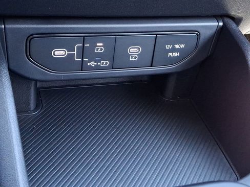 Certified 2025 Kia K4 FWD image 23