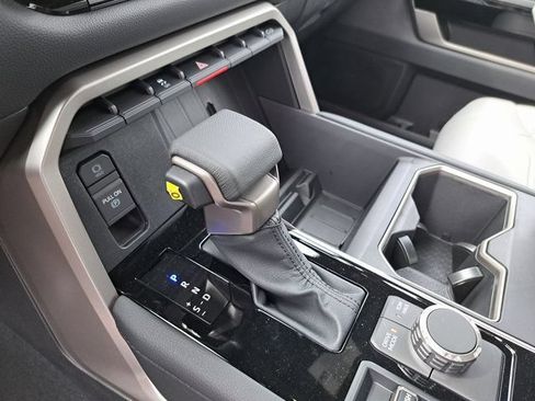New 2026 Toyota Tundra Limited AWD/4WD image 13