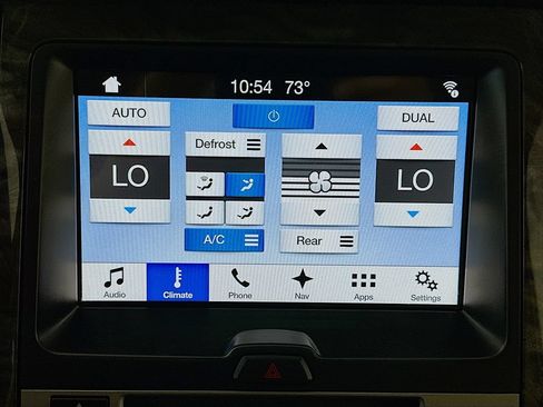 Used 2017 Ford Expedition Limited w/ Equipment Group 301A RWD image 18