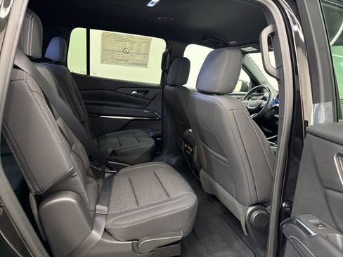 New 2026 Chevrolet Traverse LT w/ Enhanced Driving Package FWD image 12