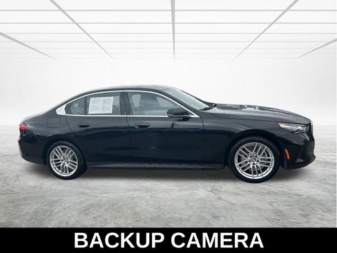 Used 2025 BMW 530i RWD image 4