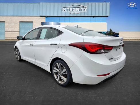Used 2016 Hyundai Elantra Limited image 4