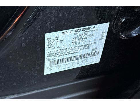 Used 2025 Ford Explorer Active image 35