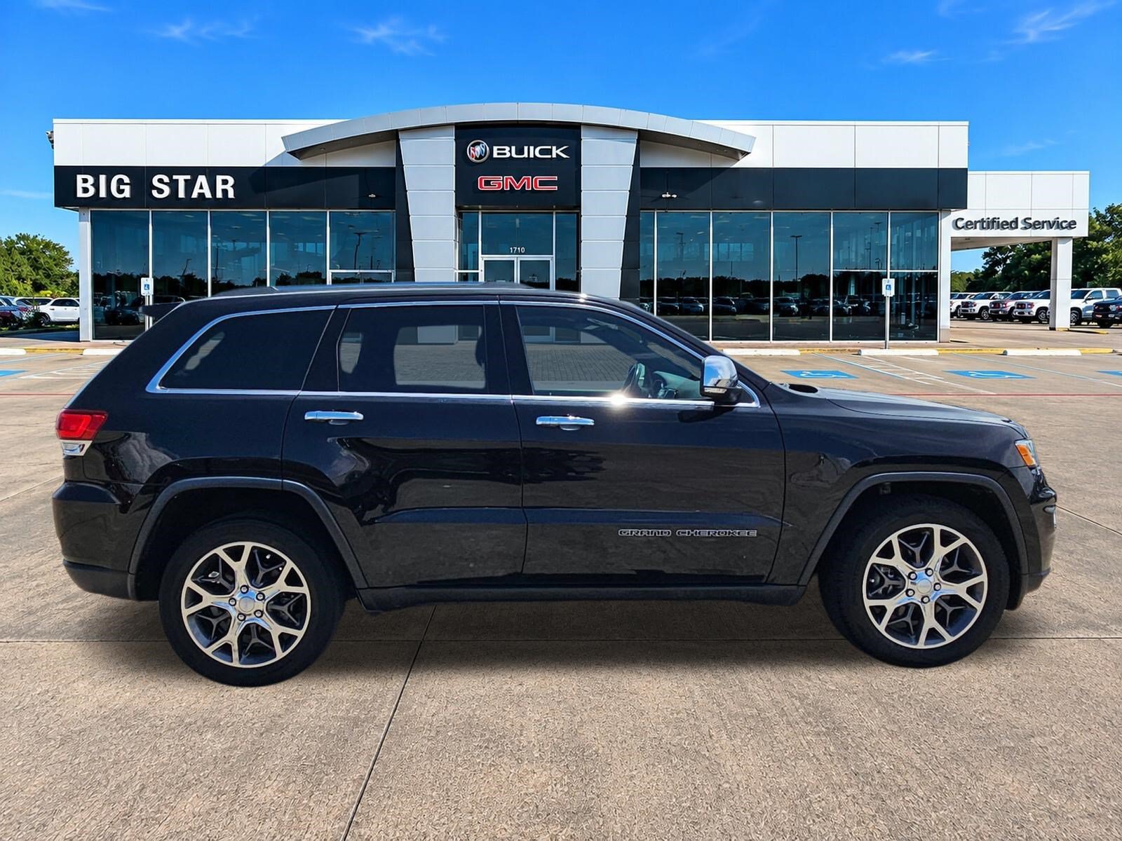 Used 2021 Jeep Grand Cherokee Limited RWD image 2