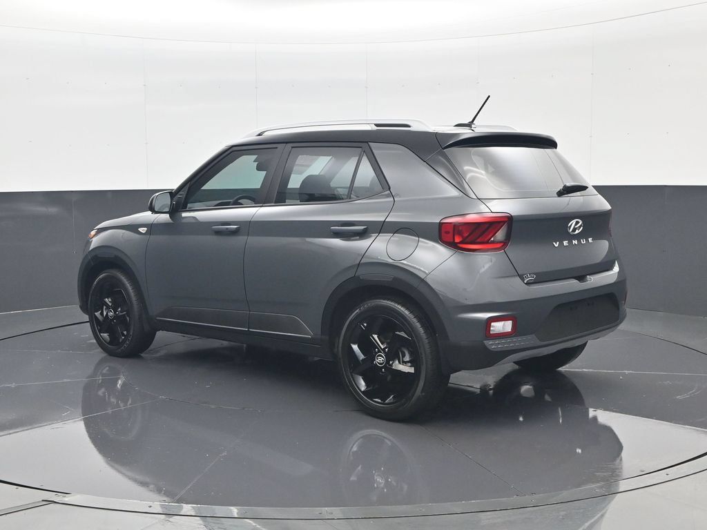 Certified 2026 Hyundai Venue SEL FWD image 8