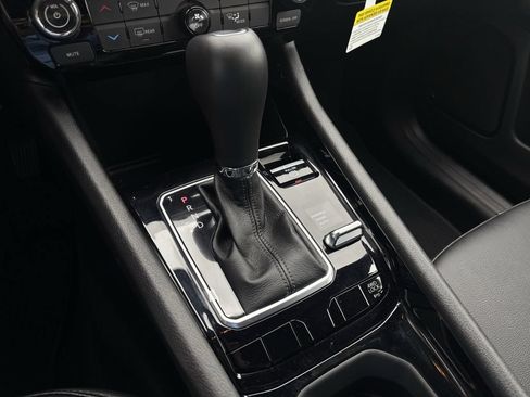 New 2026 Jeep Compass Latitude AWD/4WD image 19